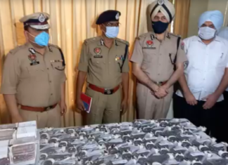 पंजाब पुलिस ने विदेशी पिस्तौलों की बड़ी खेप की ज़ब्त, एक कथित आतंकवादी और हथियारों का तस्कर किया गिरफ्तार