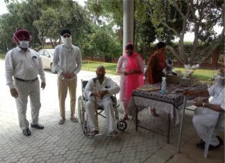 कोविड-19 से बचने के लिए लोग वैक्सीनेशन अवश्य करवाए: डॉ सतनाम सिंह 18 से 44 वर्ष तक कि वैक्सीनेशन 15 से होगी शुरू