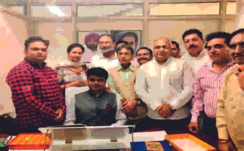 सचिन शर्मा द्वारा गौ माता स्मारक बनाने की माँग