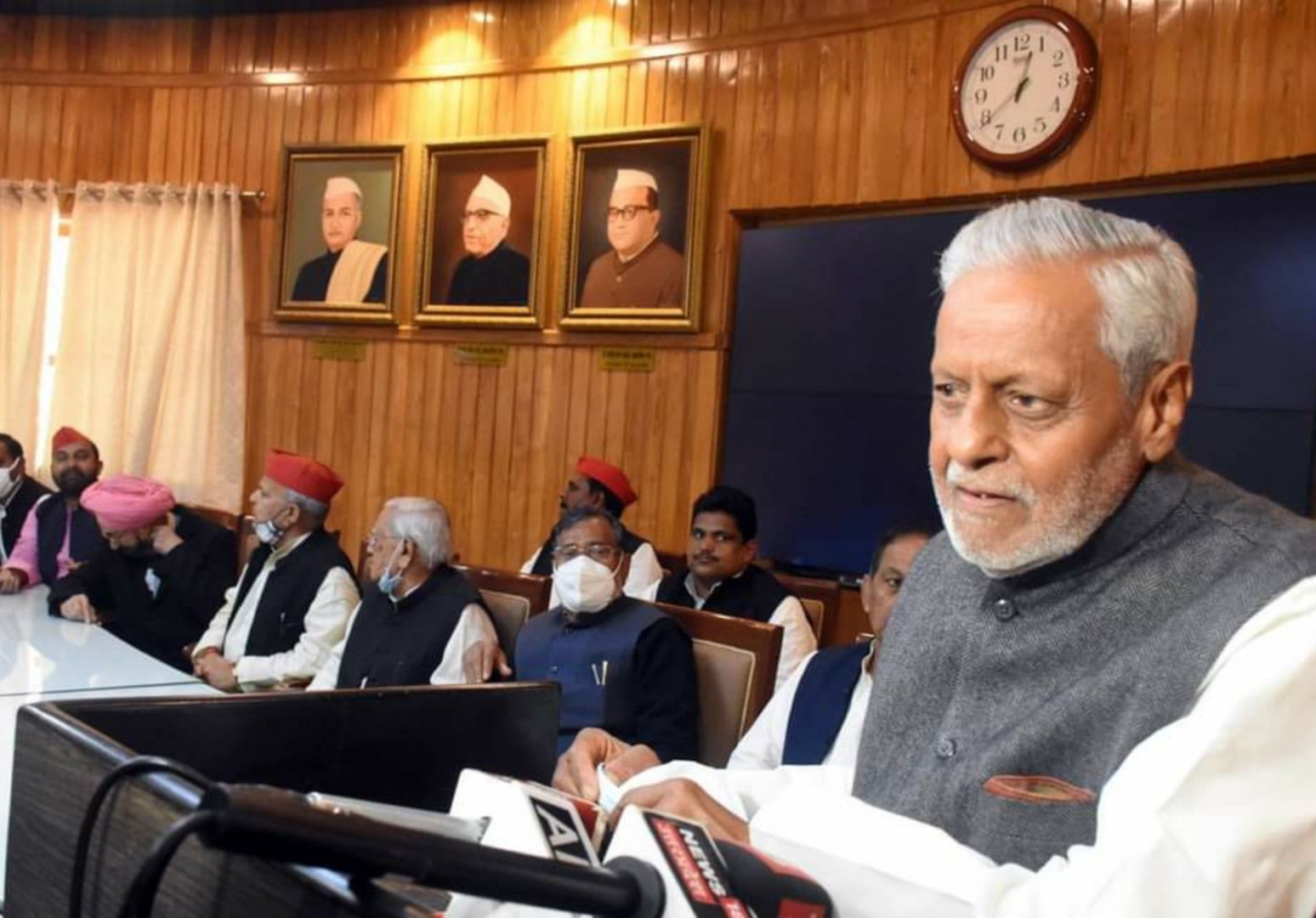 PicsArt_02-15-05.20.08