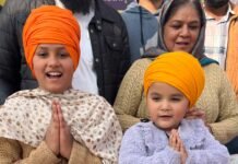 ਛੋਟੇ ਸਾਹਿਬਜ਼ਾਦਿਆਂ ਅਤੇ ਮਾਤਾ ਗੁਜਰੀ ਜੀ ਦੀ ਸ਼ਹਾਦਤ ਨੂੰ ਸਿਜਦਾ ਕਰਦਿਆਂ 3000 ਤੋਂ ਵੱਧ ਸੰਗਤਾਂ ਦੇ ਦਸਤਾਰਾਂ ਸਜਾਈਆਂ: ਯੂਥ ਅਕਾਲੀ ਦਲ ਪ੍ਰਧਾਨ ਸਰਬਜੀਤ ਸਿੰਘ ਝਿੰਜਰ