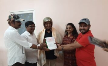 औदम्बरा एंटरटेनमेंट प्राइवेट लिमिटेड बैनर के तहत धर्मेंद्र बघेल कर रहे है तेलगु मैं पैन इंडिया फिल्म “ द हेलमेट मैन ऑफ इंडिया “