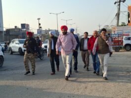 गुरजीत सिंह औजला लोगों के लिए खुद सड़कों पर उतरे, एयरपोर्ट रोड की ट्रैफिक समस्या के समाधान की बड़ी पहल