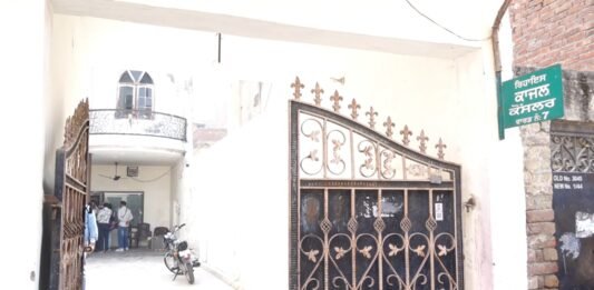 अमृतसर में AAP पार्षद के घर के बाहर चली गोलियां, आधी रात युवकों ने की फायरिंग