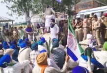 काहनूवान में भगवंत मान की रैली से पहले किसानों और पुलिस में झड़प, गुरदासपुर रोड पर जाम