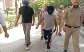 गुरदासपुर में 7 करोड़ की सनसनीखेज लूट का खुलासा: निहंग के भेष में आए लुटेरे, पुलिस ने 4 आरोपी गिरफ्तार, 1 किलो सोना और 32 लाख कैश बरामद