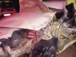 गुरदासपुर में बड़ा हादसा टला: 2 किमी लंबी ट्रॉली कतार में कार घुसी, उड़े परखच्चे