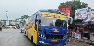 मुख्यमंत्री तीर्थ यात्रा बस पर हमला: अमृतसर में 2 अज्ञात युवकों पर केस दर्ज, श्रद्धालुओं से भरी बस का रास्ता रोका